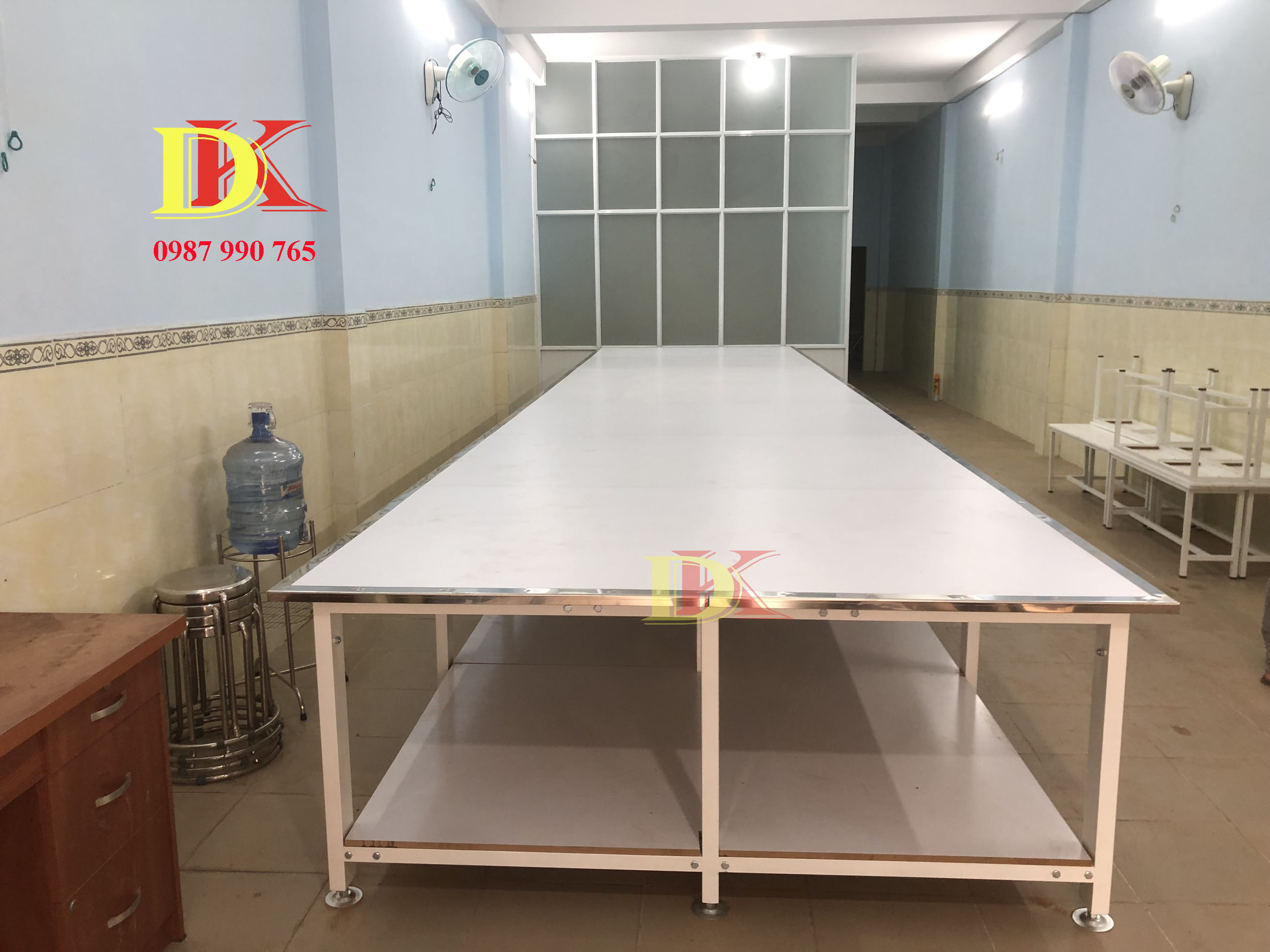 Bàn trải vải